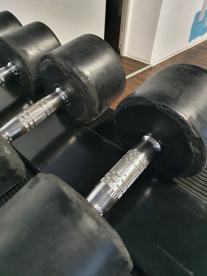 Life Fitness Hantelsatz, gummiert, 2kg bis 40kg in 2kg und 2,5kg Stufen, gebraucht