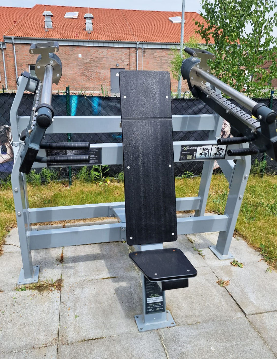 Inter Atletika Outdoor EXplode 9 Kraftgeräte im Set, DHZ Xplode Kraftgerätepark, Baujahr 2021, Farbe Grau-Silber, gebraucht - geprüfter Zustand