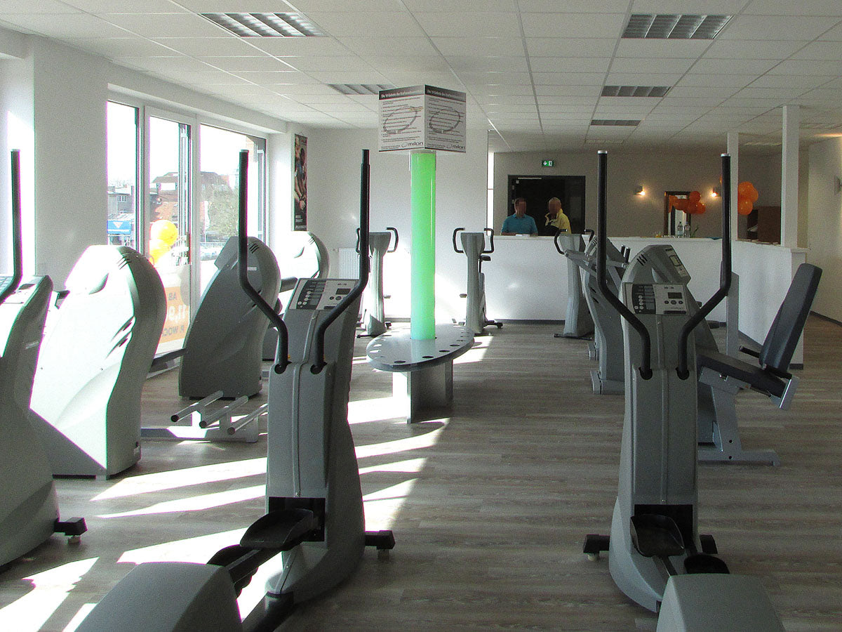 Milon strength and endurance circuit, 12 fitness machines, built in 2011, new upholstery, Milon overhauled, used