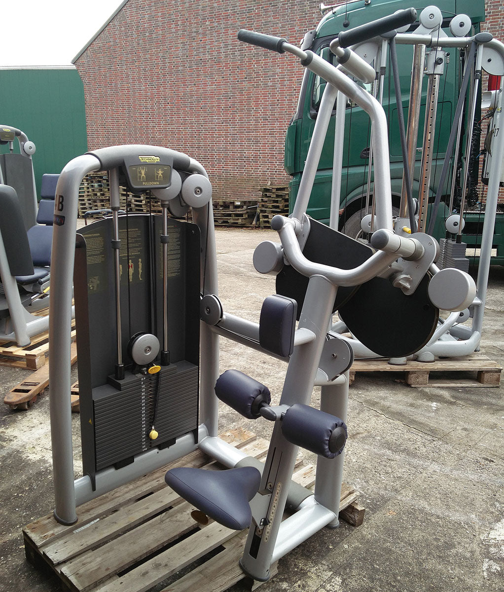 TechnoGym Selection Line strength training set/park with 10 fitness machines, additional equipment on request, used, tested and refurbished
