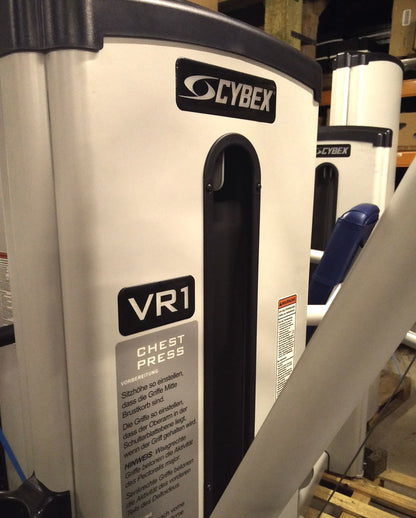Cybex VR1 Set mit 11 Kraftgeräten, moderne Fitnessgeräte aus Showroom, Ausstellungsgeräte - sehr guter Zustand