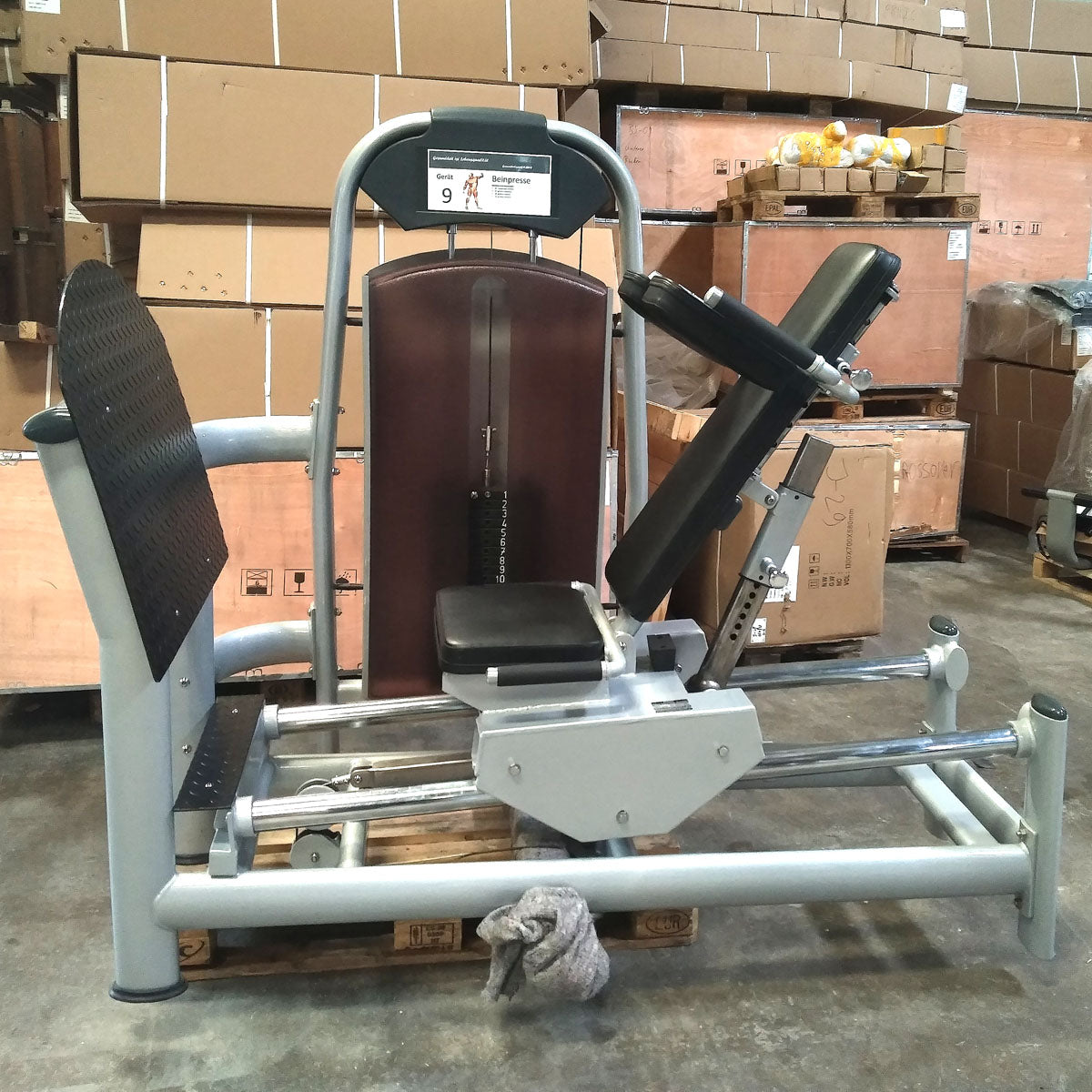 Realleader adjustable leg press, similar to functional press, sitting and lying, leg press, silver, used
