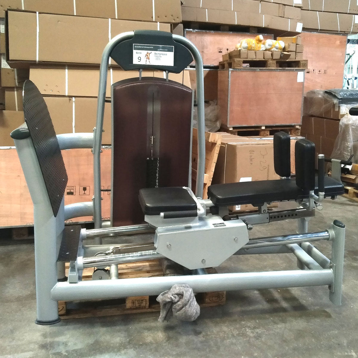 Realleader adjustable leg press, similar to functional press, sitting and lying, leg press, silver, used