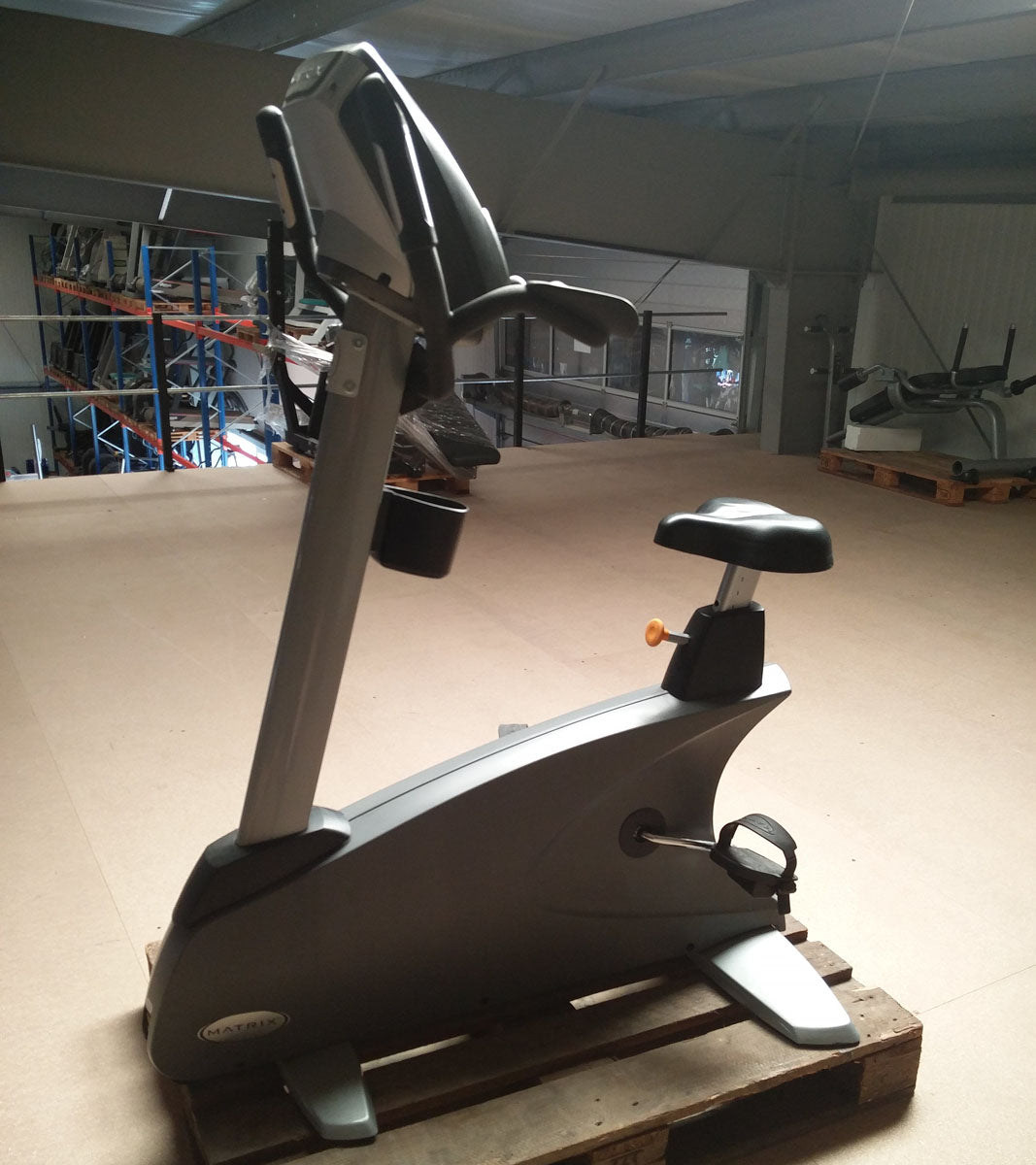 Endurance equipment set 8 pcs from Matrix, young cardio equipment, new models, Ascent Trainer, treadmills, ergometers, recumbent etc., used - refurbished condition