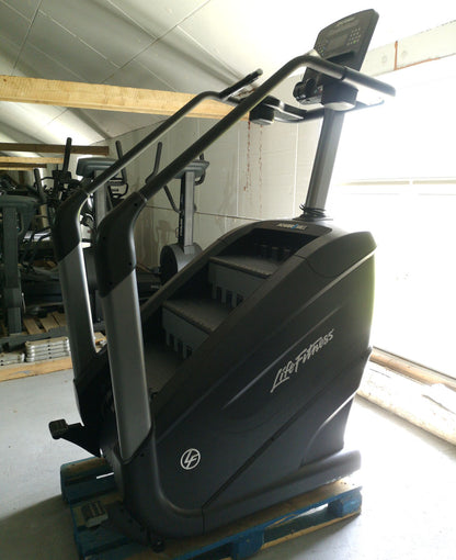 Life Fitness Powermill Climber, Treppe, Stepper, Climbmill, Nur 2 Jahre alt, 1 Jahr in Nutzung, Top Zustand, Farbe Titanium Storm, gebraucht