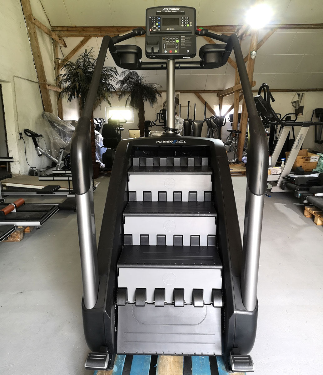 Life Fitness Powermill Climber, Treppe, Stepper, Climbmill, Nur 2 Jahre alt, 1 Jahr in Nutzung, Top Zustand, Farbe Titanium Storm, gebraucht