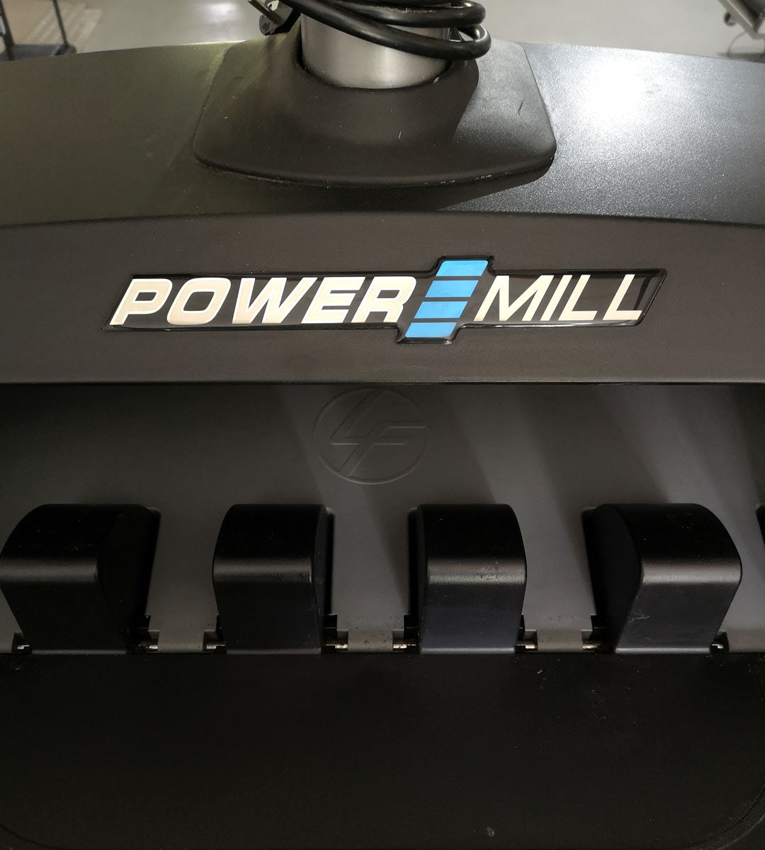 Life Fitness Powermill Climber, Treppe, Stepper, Climbmill, Nur 2 Jahre alt, 1 Jahr in Nutzung, Top Zustand, Farbe Titanium Storm, gebraucht