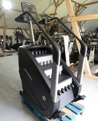 Life Fitness Powermill Climber Top Condition Thanks to sports