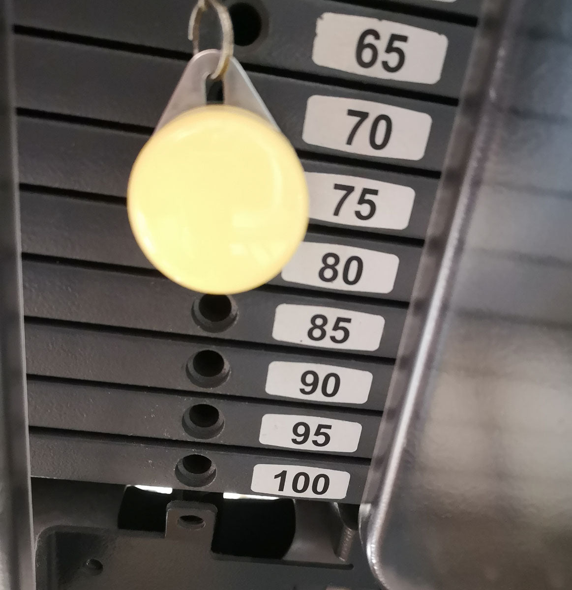 TechnoGym Lat Pulldown, Vertical Traction, Pulldown, Selection Line - New model with plastic cover, brown upholstery, used - refurbished condition