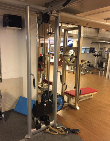 Gym80 Sygnum individual devices e.g. cable pull, leg extension, lat pull, chest press, gluteus, cable pull, press bench, benches adjustable basic, back extension etc., used