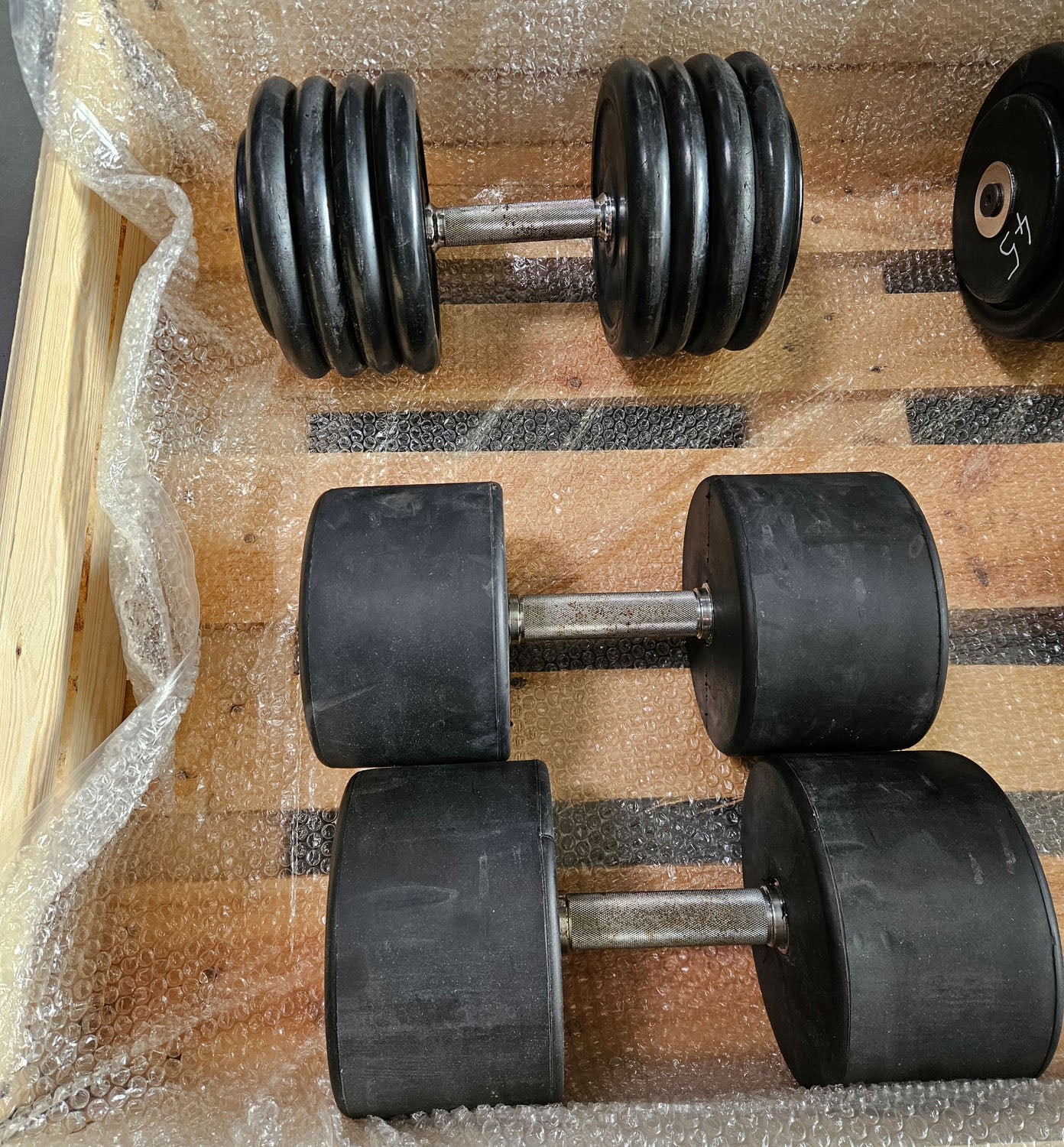 3 Paare Kurzhanteln aus Gummi, 42,5kg, 45kg und 47,5kg - Gummierte Kompakthanteln, gebraucht - mit Gebrauchsspuren
