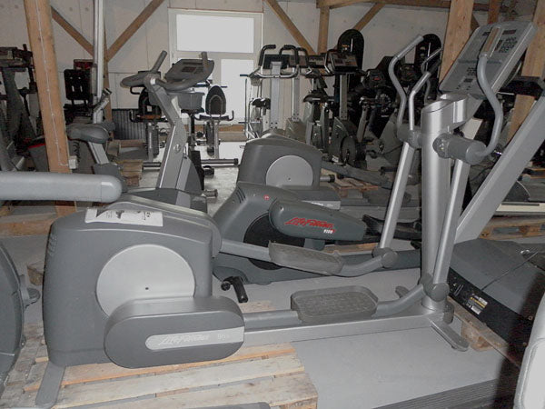Life Fitness Silverline Cardiogerätepark, 7 Cardiogeräte, gebraucht - überholter Zustand