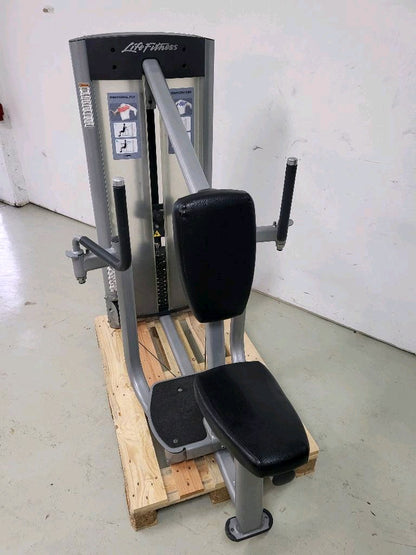 Life Fitness Optima Series - 12 strength training machines in a set, 14 training stations, color silver, used - refurbished condition