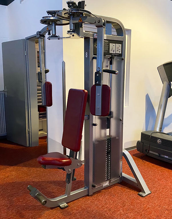 Life Fitness Pro2 and Hammer Strength - 15 strength training machines in a set, silver frame, used - refurbished condition