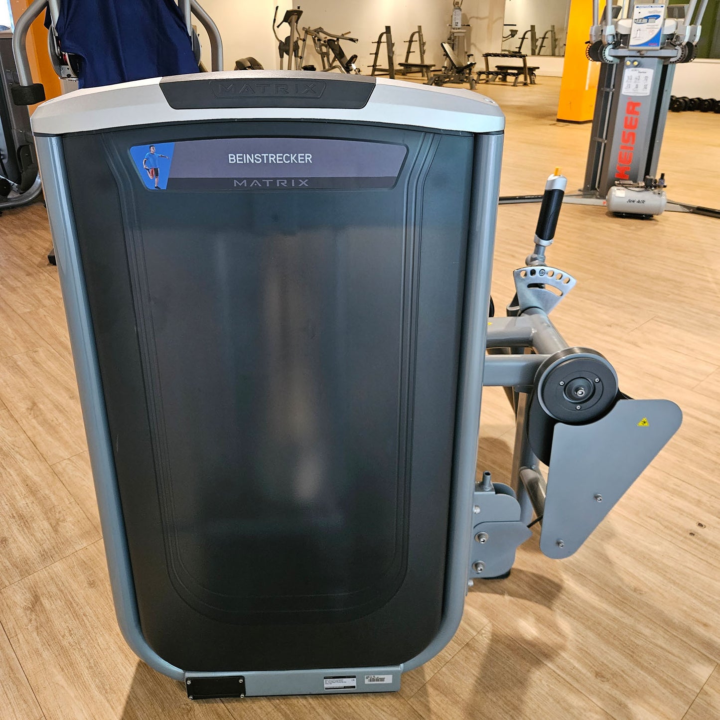 Matrix Ultra Leg Extension G7-S71, seated leg extension, silver frame, used - refurbished condition