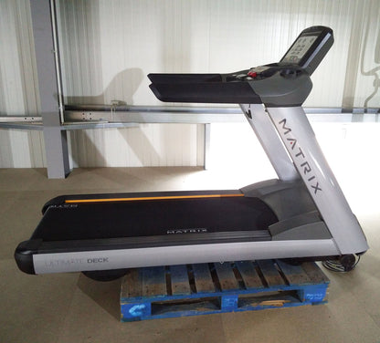 Matrix cardio equipment park, 9 machines, treadmills, cross trainers, ergometers, steppers, etc., new models, T5x - E5x - U5x - R5x, S5x, used, refurbished condition
