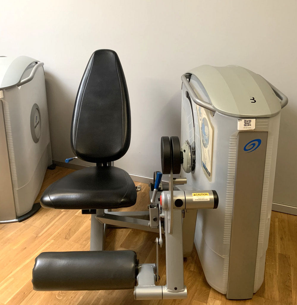 Nautilus One, 11 Kraftgeräte im Set, Nachfolger der legendären Nitro Fitness Serie, Silber, gebraucht - überholter Zustand