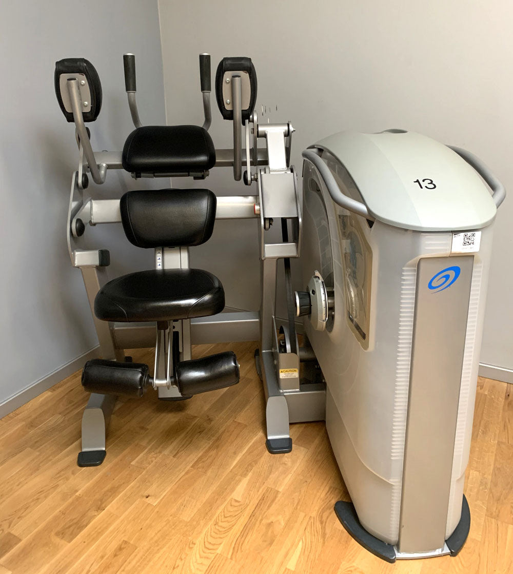 Nautilus One, 11 Kraftgeräte im Set, Nachfolger der legendären Nitro Fitness Serie, Silber, gebraucht - überholter Zustand