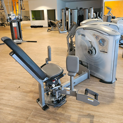 Nautilus ONE Hip Abduction-Adduction, Abduktoren und Adduktoren 2 in 1 Kombimaschine, Model S6AA, Rahmenfarbe Silber, gebraucht - überholter Zustand