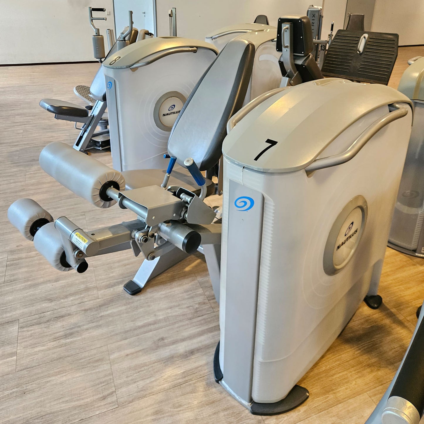 Nautilus ONE Seated Leg Curl, Beinbeuger sitzend, Model S6LC, Rahmenfarbe Silber, gebraucht - überholter Zustand