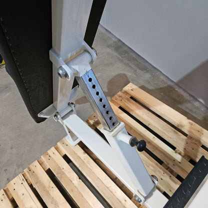 Olimp Schrägdrückerbank, Olympic Incline Bench, Hantelbank Schrägbankdrücken, Rahmenfarbe Weiß, gebraucht mit Gebrauchsspuren
