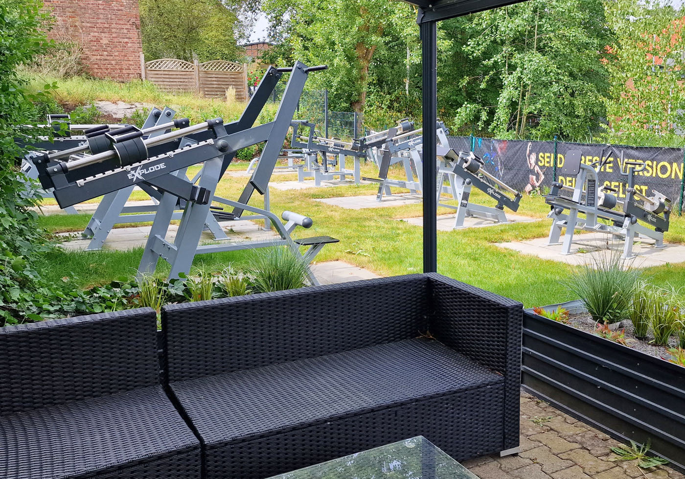 Inter Atletika Outdoor EXplode 9 Kraftgeräte im Set, DHZ Xplode Kraftgerätepark, Baujahr 2021, Farbe Grau-Silber, gebraucht - geprüfter Zustand