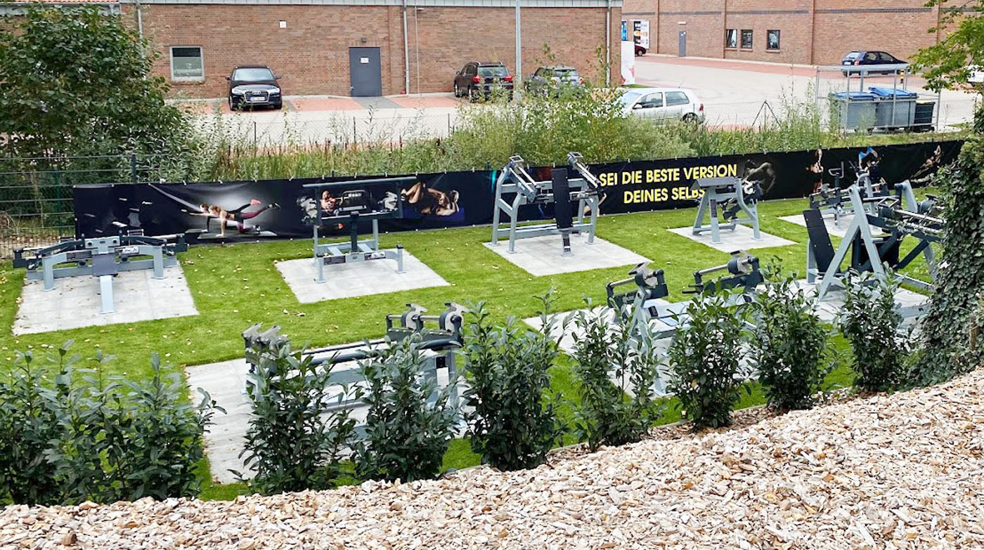 Inter Atletika Outdoor EXplode 9 Kraftgeräte im Set, DHZ Xplode Kraftgerätepark, Baujahr 2021, Farbe Grau-Silber, gebraucht - geprüfter Zustand