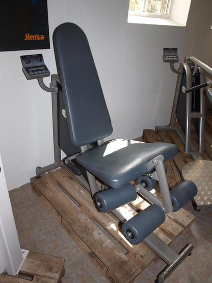 Calory Coach (SDH) 8 circuit machines with display &amp; electronic adjustment of resistance levels (1 to 5) &amp; indicators, Ladystudios