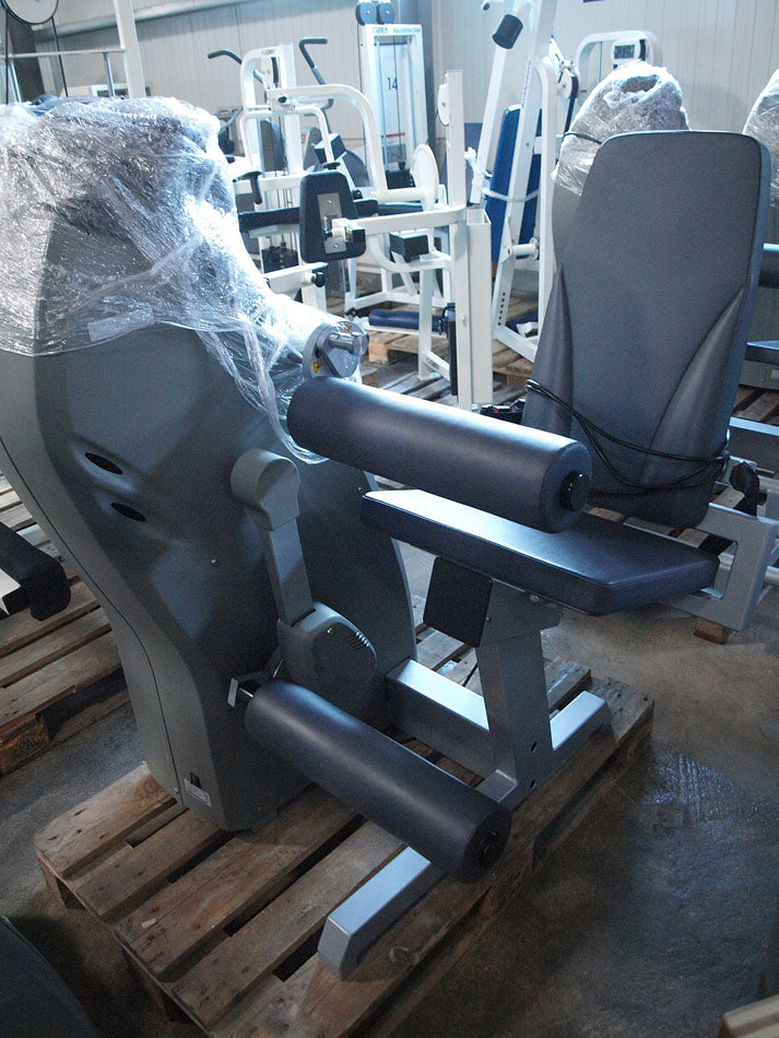 Milon strength and endurance circuit, 12 fitness machines, built in 2011, new upholstery, Milon overhauled, used