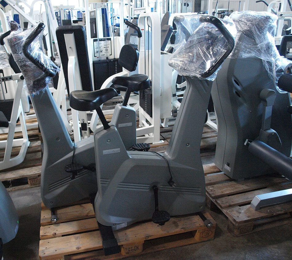 Milon strength and endurance circuit, 12 fitness machines, built in 2011, new upholstery, Milon overhauled, used