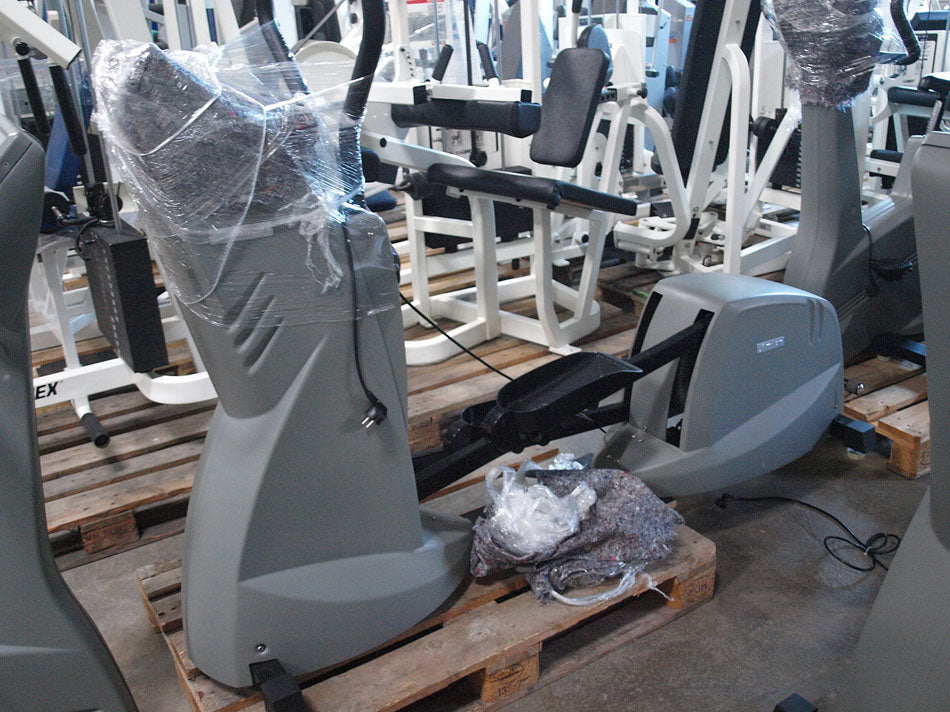 Milon strength and endurance circuit, 12 fitness machines, built in 2011, new upholstery, Milon overhauled, used
