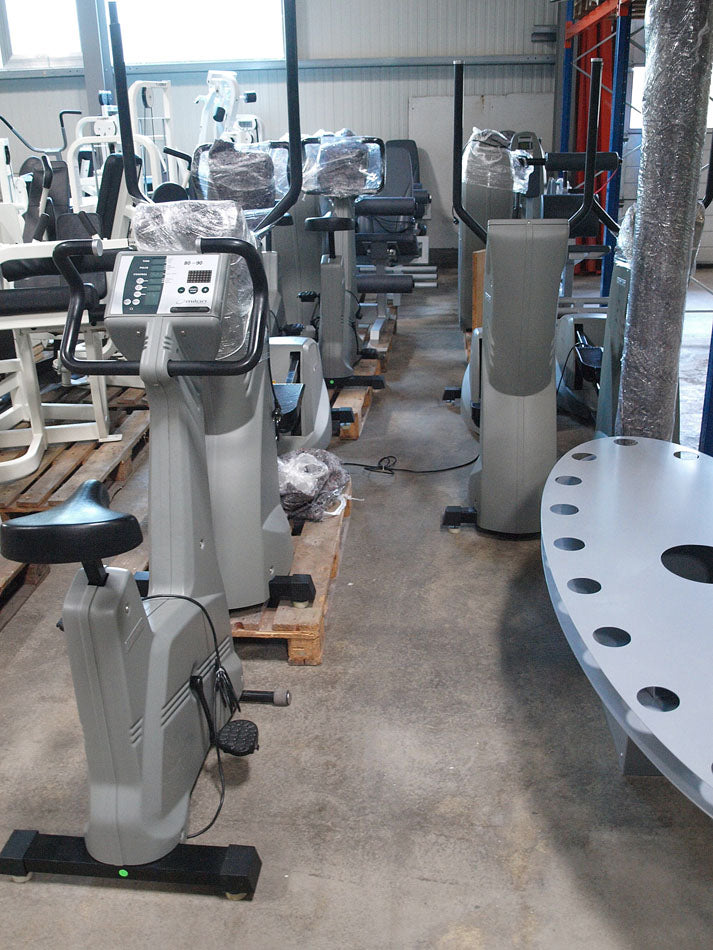 Milon strength and endurance circuit, 12 fitness machines, built in 2011, new upholstery, Milon overhauled, used