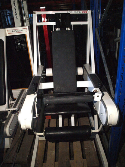 David strength training equipment, 6 fitness machines, white, used