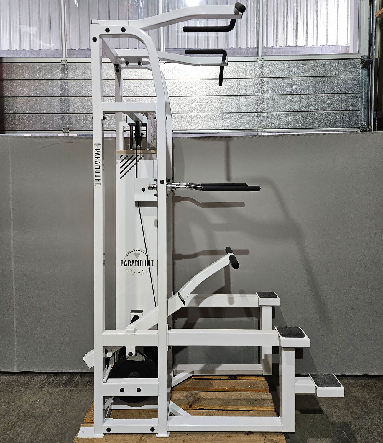 Paramount Chin-Dip Model PL4000 - Dip pull-up machine with weight support, Made in USA, used - tested condition