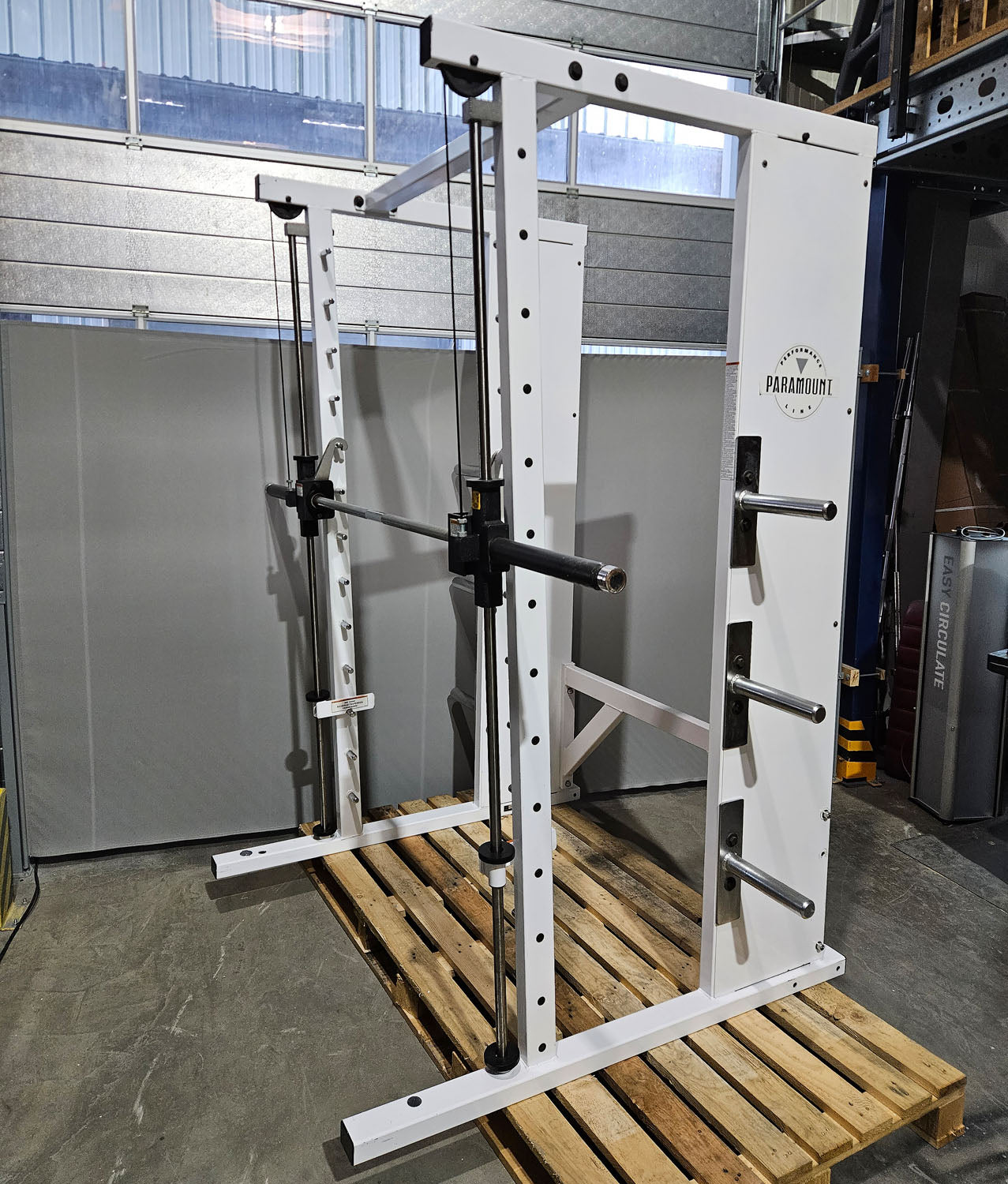 Paramount Multi-Press, Smith Machine, Performance Line, Oldschool Bodybuilding Strength Equipment, Frame Color White, Used - Tested Condition