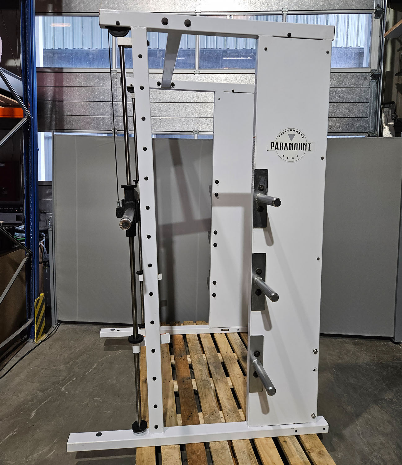 Paramount Multi-Press, Smith Machine, Performance Line, Oldschool Bodybuilding Strength Equipment, Frame Color White, Used - Tested Condition