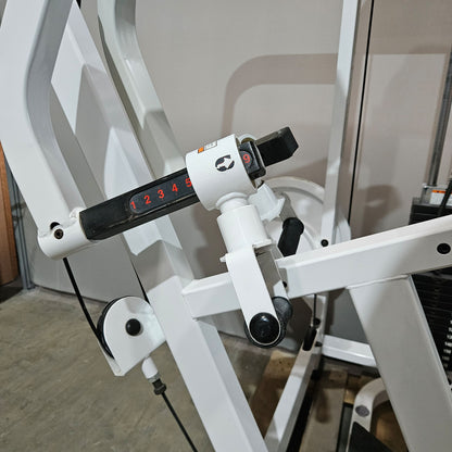 Paramount Rotary Upper Back - ART 4300 - Rowing machine with chest support, rotating handles, Made in USA, used - tested condition