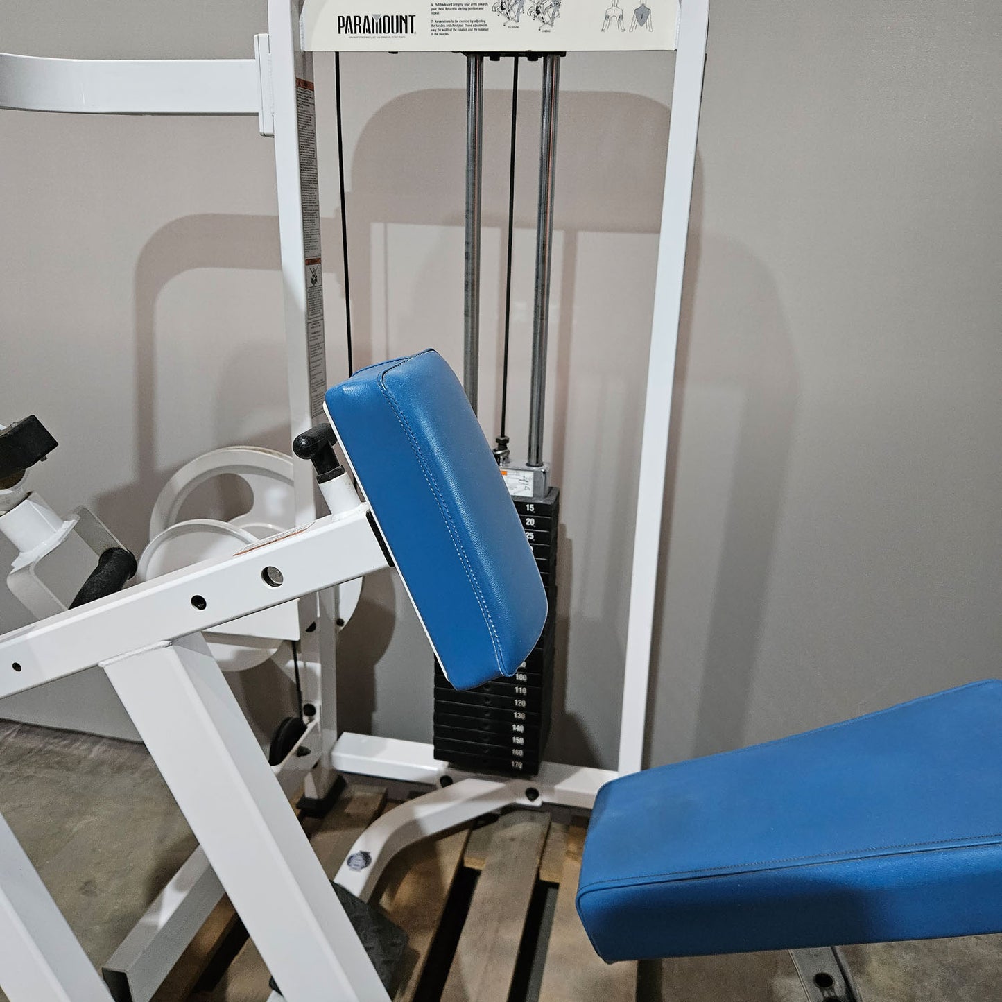 Paramount Rotary Upper Back - ART 4300 - Rowing machine with chest support, rotating handles, Made in USA, used - tested condition
