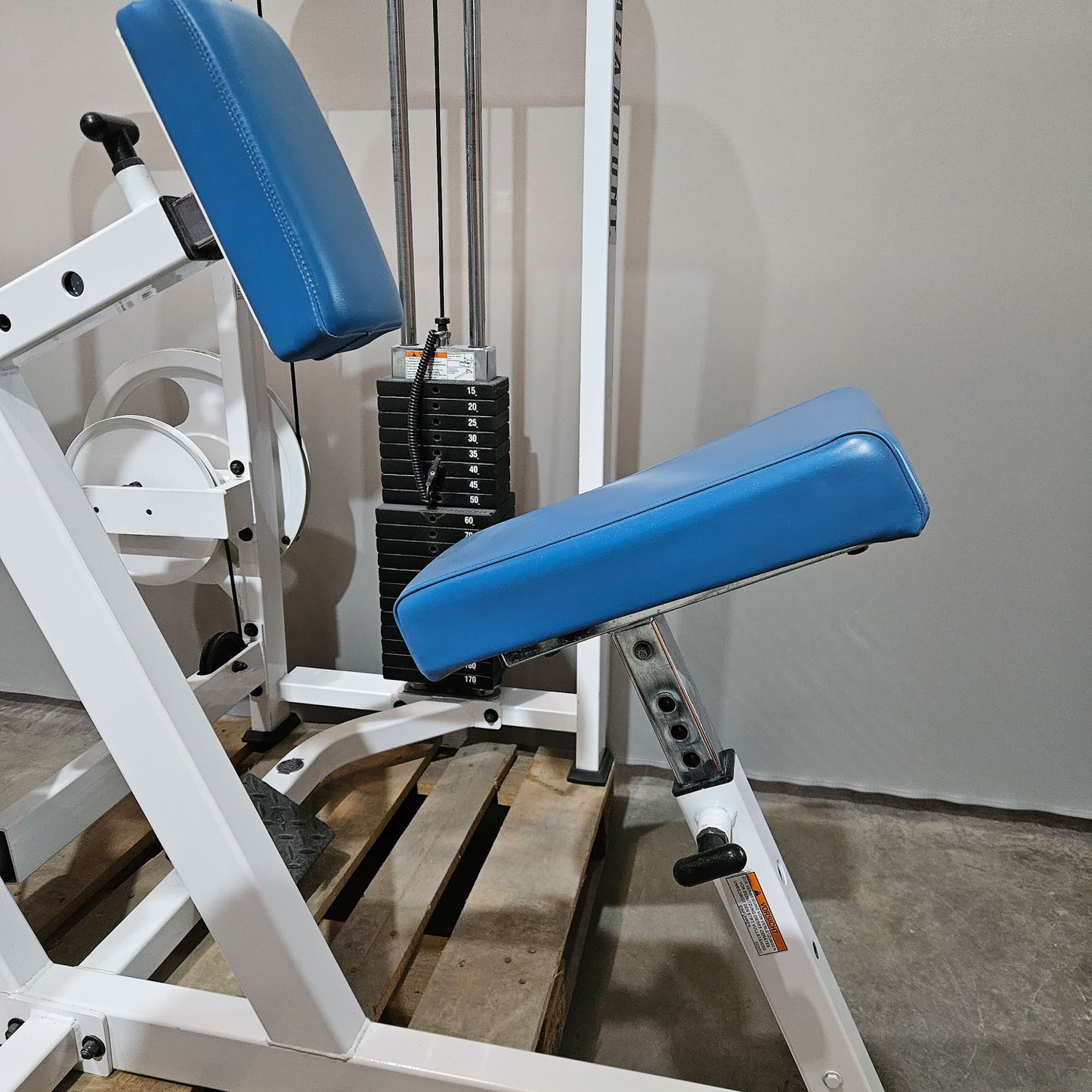 Paramount Rotary Upper Back - ART 4300 - Rowing machine with chest support, rotating handles, Made in USA, used - tested condition