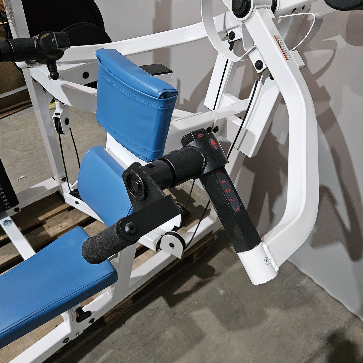 Paramount Rotary Shoulder - ART 4400 - Shoulder Press, Shoulder Press, Overhead Press, Rotating Handles, Made in USA, Used - Tested Condition