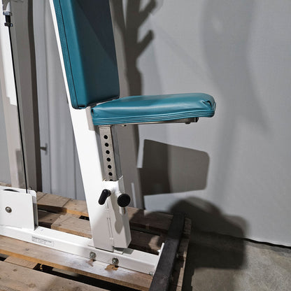 Paramount Vertical Butterfly Model 900 - Pectoral Fly, Pec Fly, Made in USA, Color White, Pad Green, Used - Tested Condition