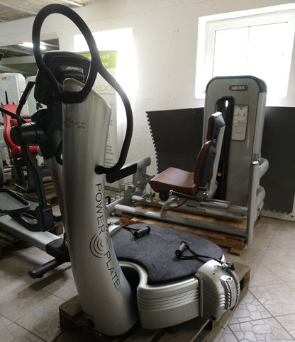 Power Plate Pro6 Vibrationsplatte, gebraucht - überholter Zustand
