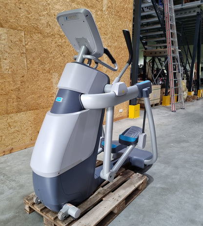 Precor 6 cardio machines in a set, only 3 years old, new models, treadmill, AMT, cross trainer EFX, ergometer, recumbent etc., used - refurbished condition