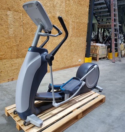Precor 6 cardio machines in a set, only 3 years old, new models, treadmill, AMT, cross trainer EFX, ergometer, recumbent etc., used - refurbished condition