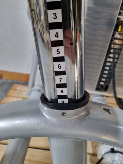 Proxomed Compass 530 Rückenflexion, Bauchmaschine, Rückenbeuger, Abdominal Crunch, MPG, Reha, Rahmenfarbe Silber, gebraucht - überholter Zustand