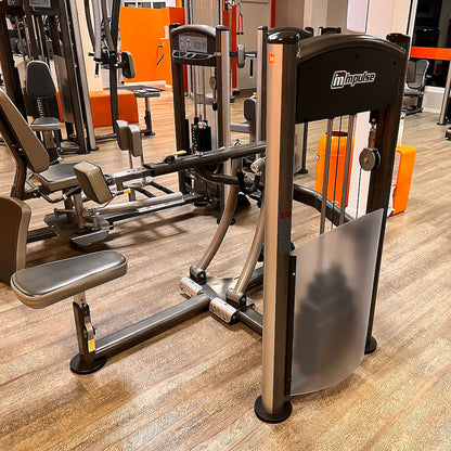 Impulse Fitness Rudern mit Bruststütze, Row, Lat-Rudern, Rahmenfarbe Grau-Anthrazit, gebraucht - überholter Zustand