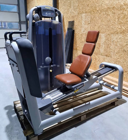 TechnoGym 18 Kraftgeräte mit Steckgewichten im Set aus der Selection Line, Strength Machines with Stack Weight, gebraucht - überholter Zustand