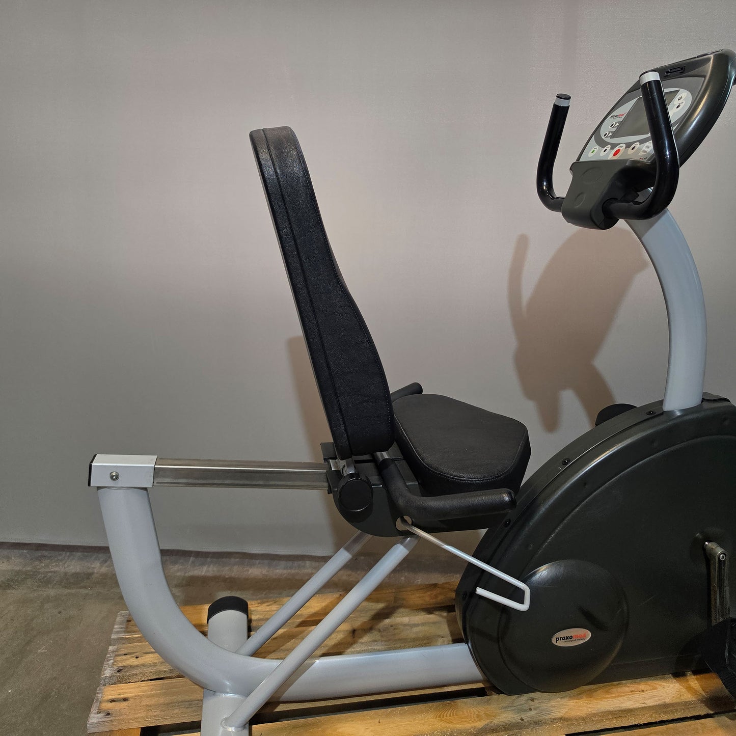 Proxomed Motion Relax 500, Emotion Fitness, Recumbent, Liegeergometer,  Display Anzeige teilweise beschädigt, gebraucht mit Gebrauchsspuren