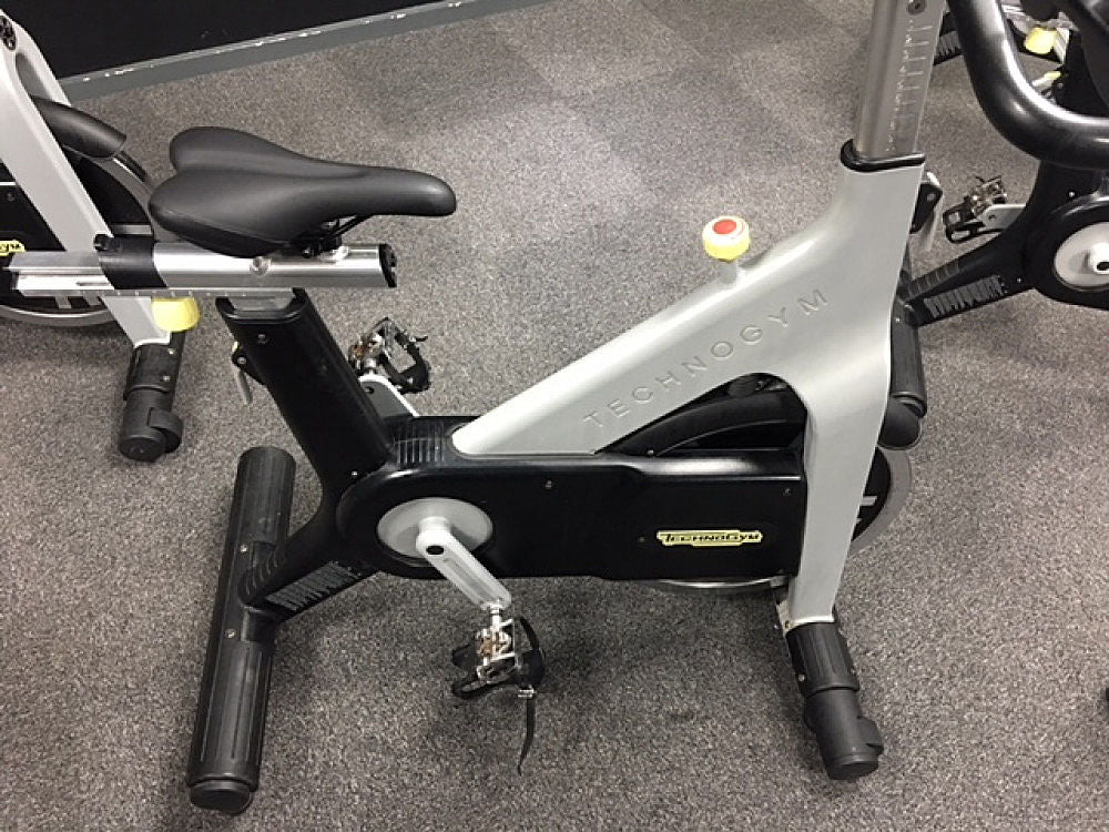 Technogym Group Cycle Ride, Indoor Cycling Bike, viele Kurs Fahrräder verfügbar, gebraucht und geprüft - Sonderpreis