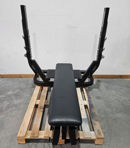 3er Set Technogym Pure Drückerbänke, 1x Flachdrückerbank 1x Schrägdrückerbank und 1x Negativdrückerbank, Pure Strength Bench Series, Farbe Schwarz, gebraucht - überholter Zustand